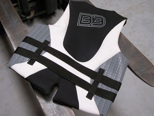 Chaleco salvavidas B3 - Fabricado en Neopreno con dos cintas de anclaje de gran calidad - Homologado por la CEE - M