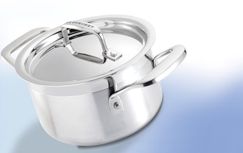 Cacerola 3ply de Acero Inoxidable Le Creuset. Triple capa y versatilidad.