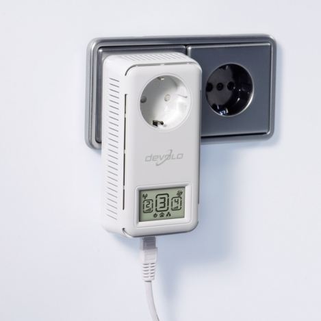 ¡¡Conéctate a internet a través de la red eléctrica en cualquier sitio de tu casa y conecta entre si todos los dispositivos aptos para la red!! dLAN® 200 AVsmart+Starter Kit (2 adaptadores) de DEVOLO.