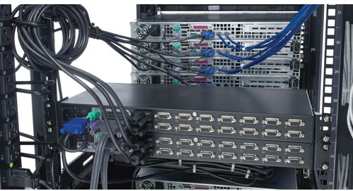 APC AP5264 - APC KVM PS/2 Cable - 3 ft (0.9 m) // Racks and Accessories · KVM Switches
