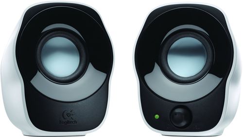 Altavoces Logitech Stereo Speakers Z120 compactos y versátiles son fáciles de conectar y controlar.