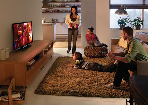 Televisor LED Philips 32PFL5406H/12 - 81 cm (32"), HD Ready y TDT/C. Relájate y disfruta de una magnífica noche frente a tu Televisor