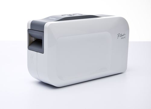 Rotuladora electrónica profesional de Etiquetas y Tickets térmica Brother PT-2430PC - Compacta, ancho máximo 24 mm, impresión en 7 lineas, 180 ppp,corte automático,códigos barras,función fecha/hora,PC
