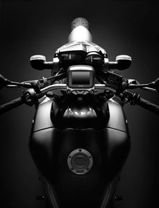 TomTom Rider Pro Europe. La navegación más inteligente para tu motocicleta.